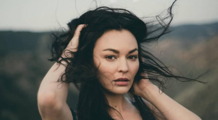 Melanie Stone: The Powerful Rise of a Versatile Fantasy Star